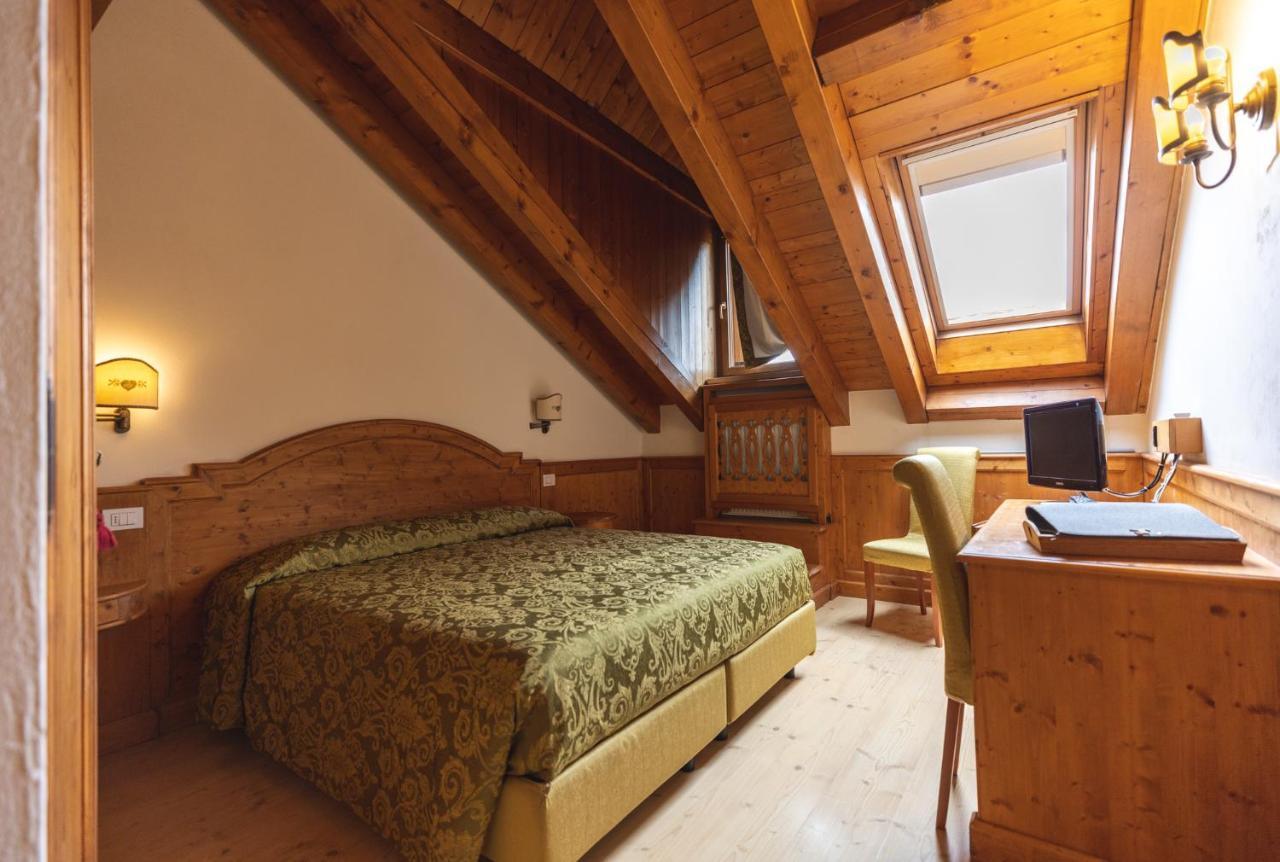 Hotel Europa Residence أسياجو المظهر الخارجي الصورة